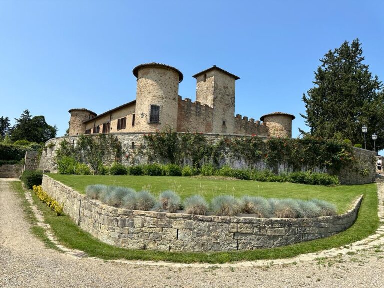 a118f996-9c61-4cba-8db2-cade1bec70a7